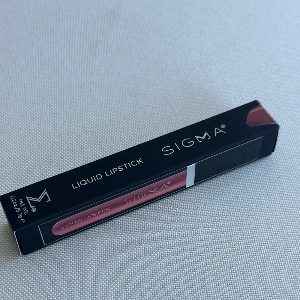 NWT Sigma Beauty Liquid Lipstick